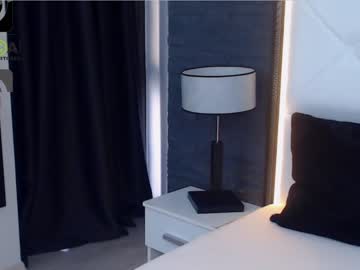 Sexede Brunette, Knepper Behåret Brunette, Brunette Ung, Sperm Mellem Brysterne, Behåret Pov